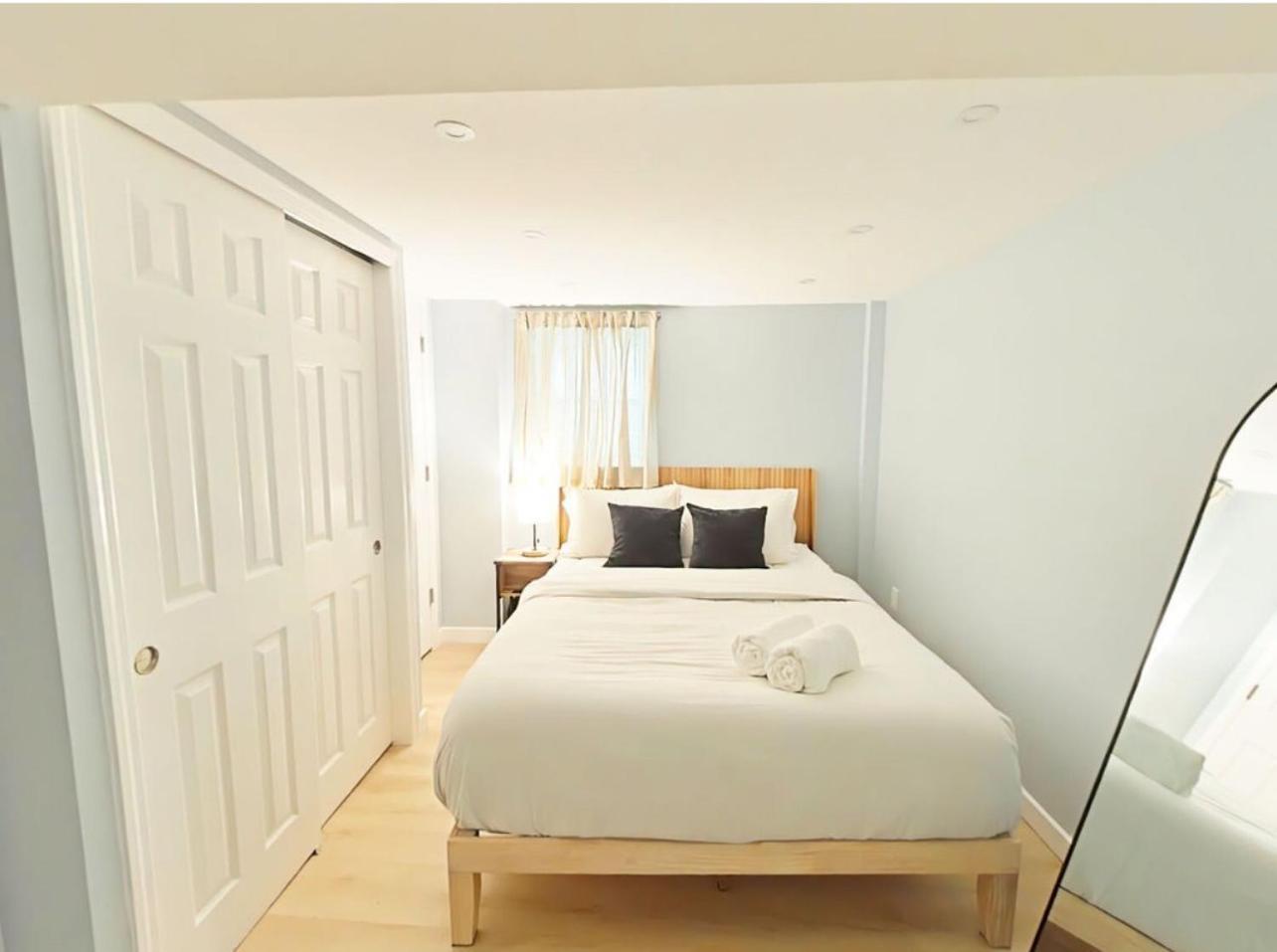 One Bedroom With Ac And Wifi In The Bronx Apartment New York